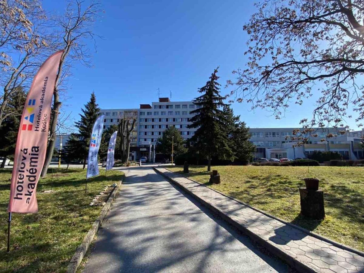 Hotel Akademia Košice Eksteriør billede